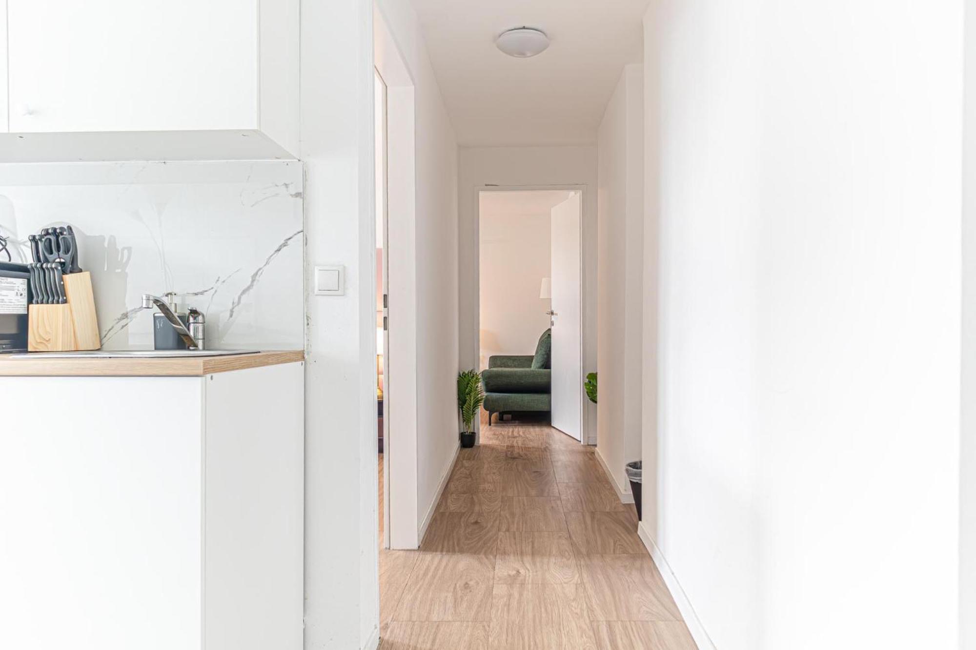 Convenient 2Br Apt. Near U6 Station Am Schoepfwerk Wien Exterior foto